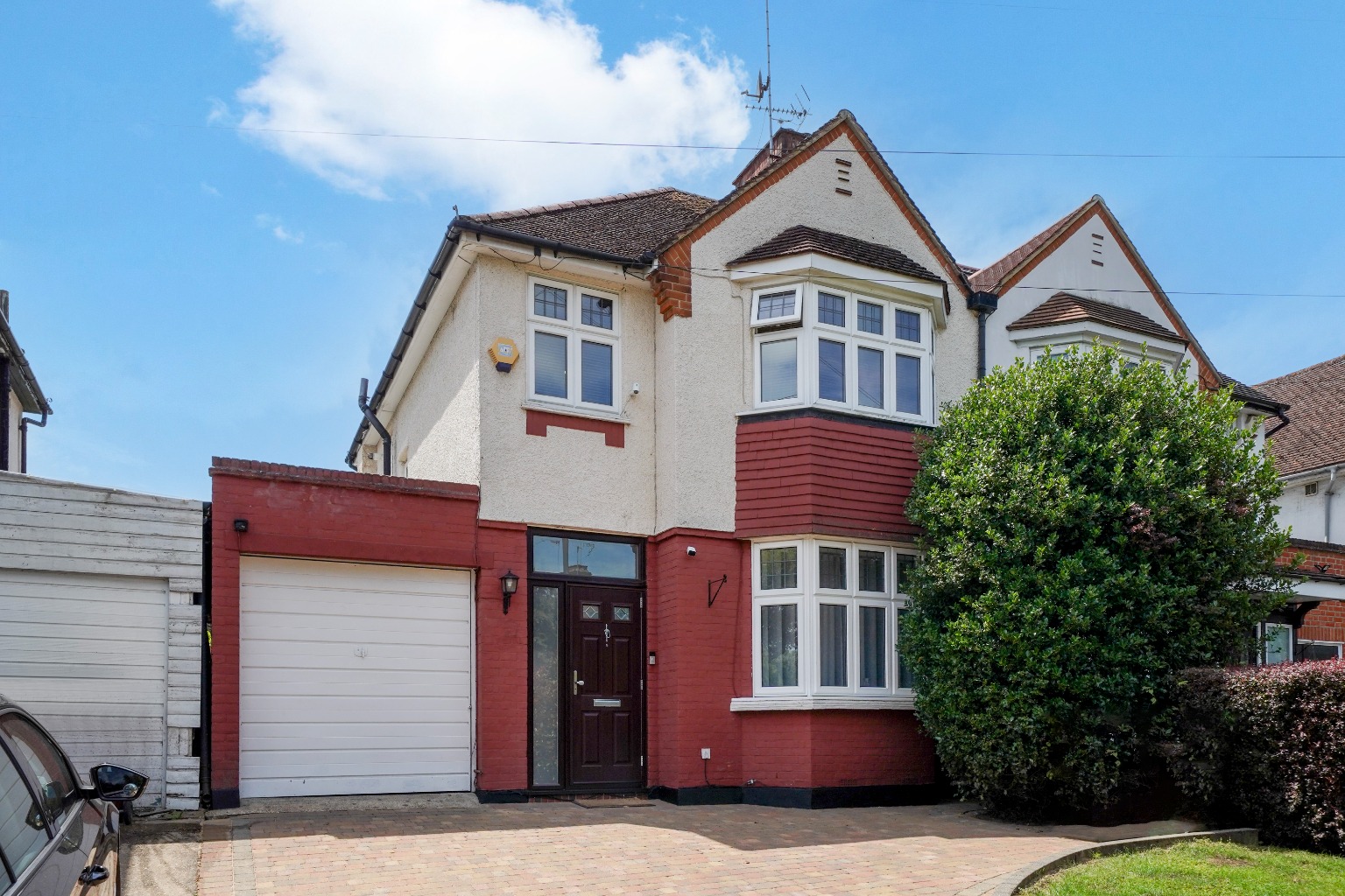 Charming Extended Family Home in Pinner with Excellent Schools Nearby Charming Extended Family Home in Pinner with Excellent Schools Nearby