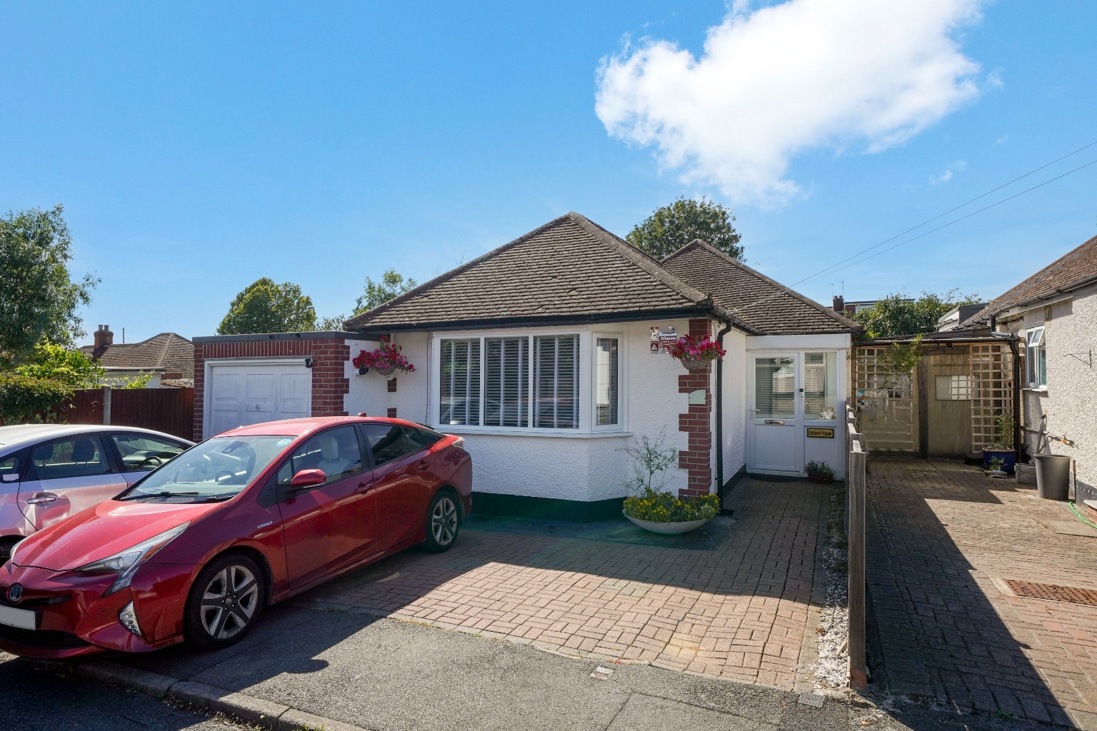 Spacious Five Bedroom Detached Bungalow in Pinner's Ashley Close Spacious Five Bedroom Detached Bungalow in Pinner's Ashley Close