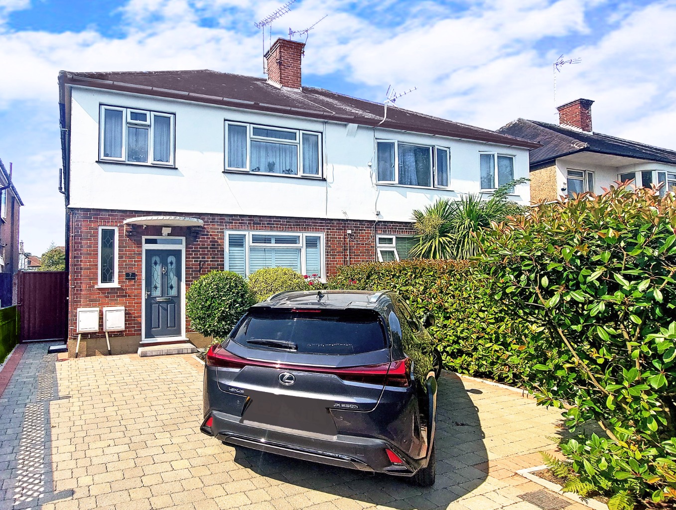 A purpose built 2 bedroom maisonette with a delightful garden, set on a pleasant cul-de-sac. A purpose built 2 bedroom maisonette with a delightful garden, set on a pleasant cul-de-sac.