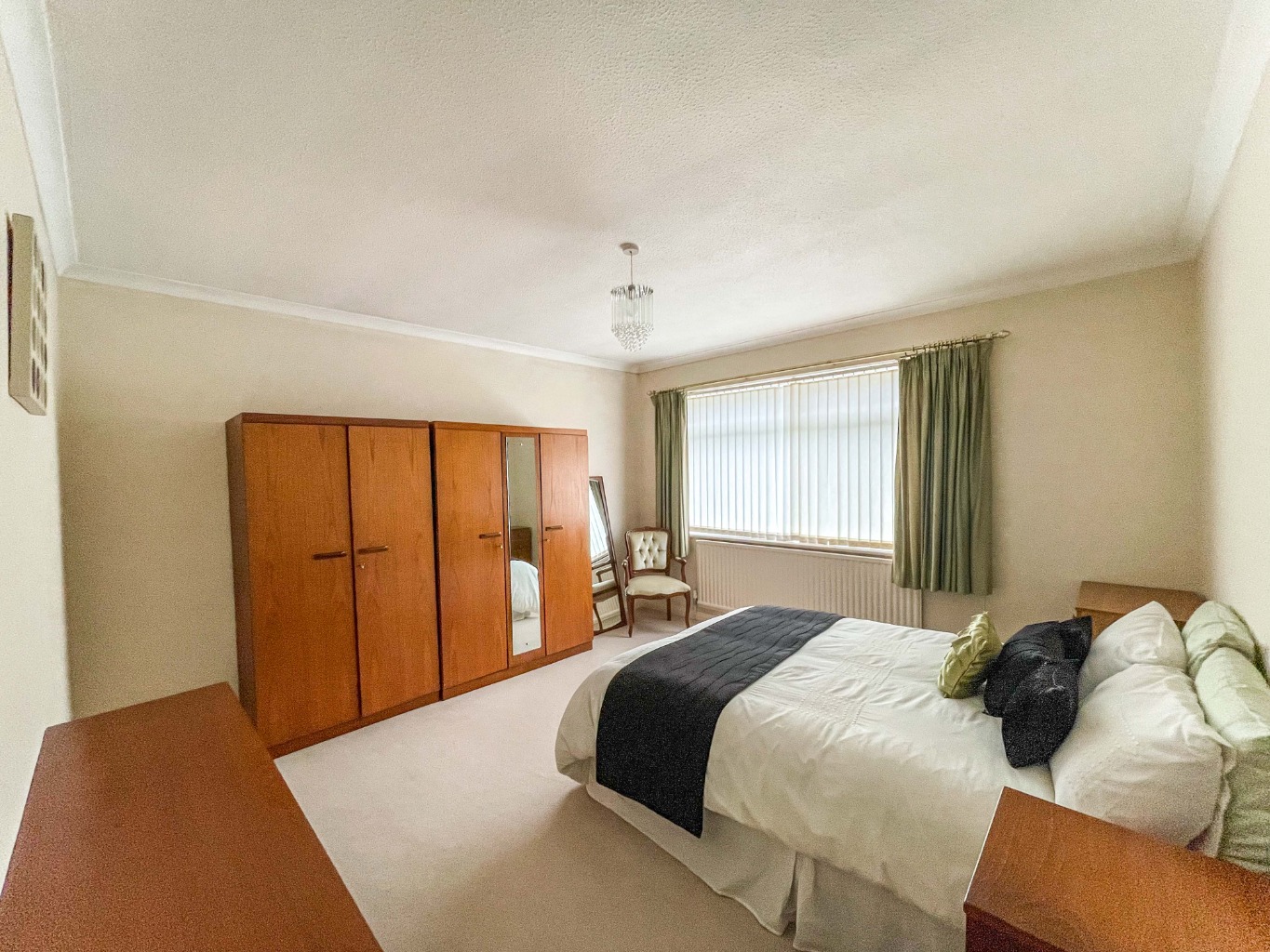 Pentre Road, Pontarddulais, Swansea, West Glamorgan, SA4 8HT