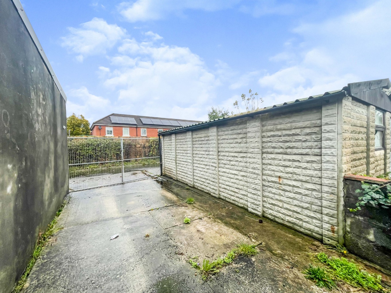 Bolgoed Road, Pontarddulais, Swansea, West Glamorgan, SA4 8JF