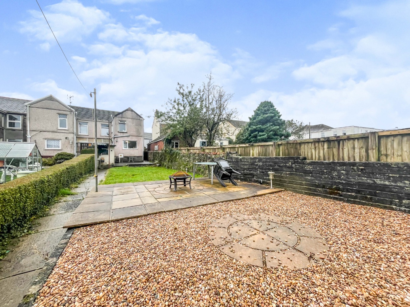 Bolgoed Road, Pontarddulais, Swansea, West Glamorgan, SA4 8JF
