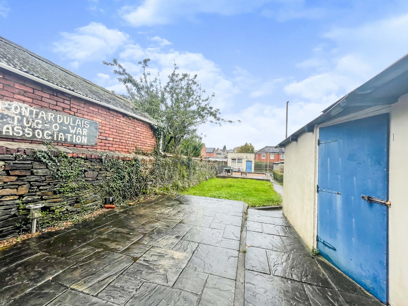 Bolgoed Road, Pontarddulais, Swansea, West Glamorgan, SA4 8JF