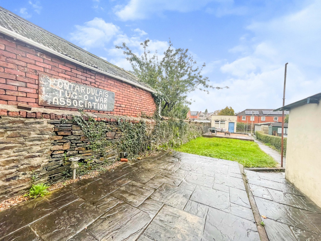 Bolgoed Road, Pontarddulais, Swansea, West Glamorgan, SA4 8JF