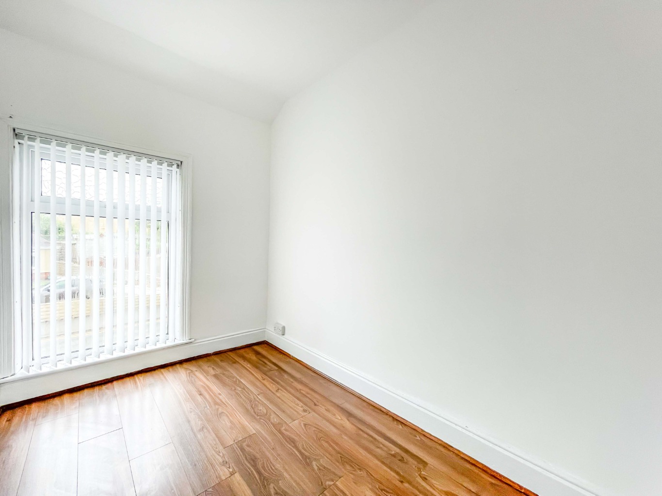 Coalbrook Road, Grovesend, Swansea, West Glamorgan, SA4 4GR
