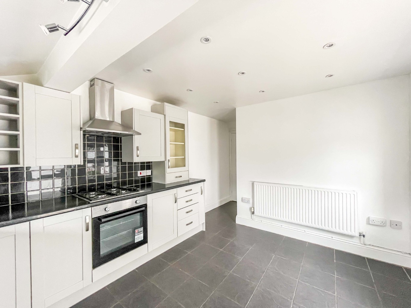 Coalbrook Road, Grovesend, Swansea, West Glamorgan, SA4 4GR