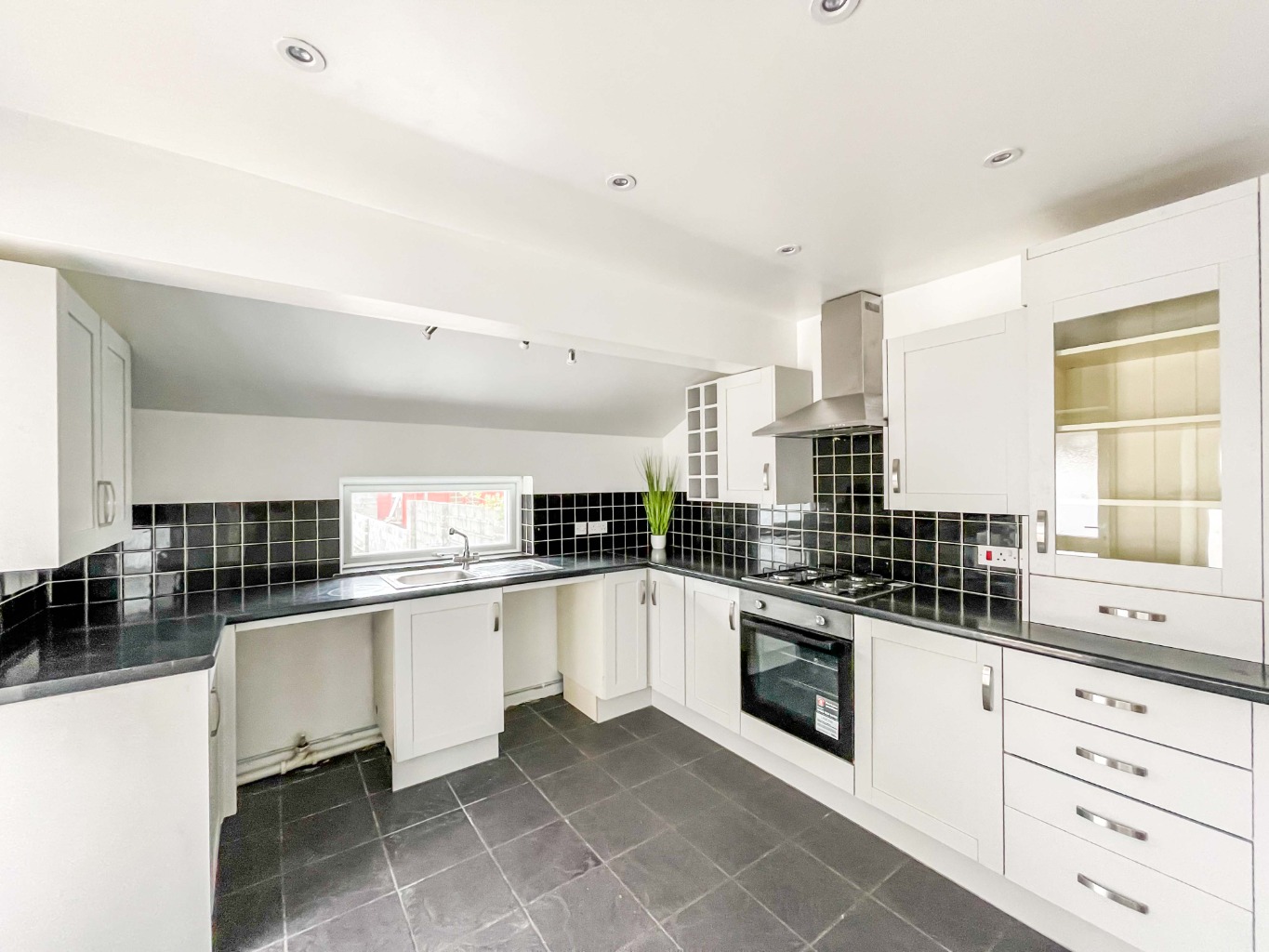 Coalbrook Road, Grovesend, Swansea, West Glamorgan, SA4 4GR