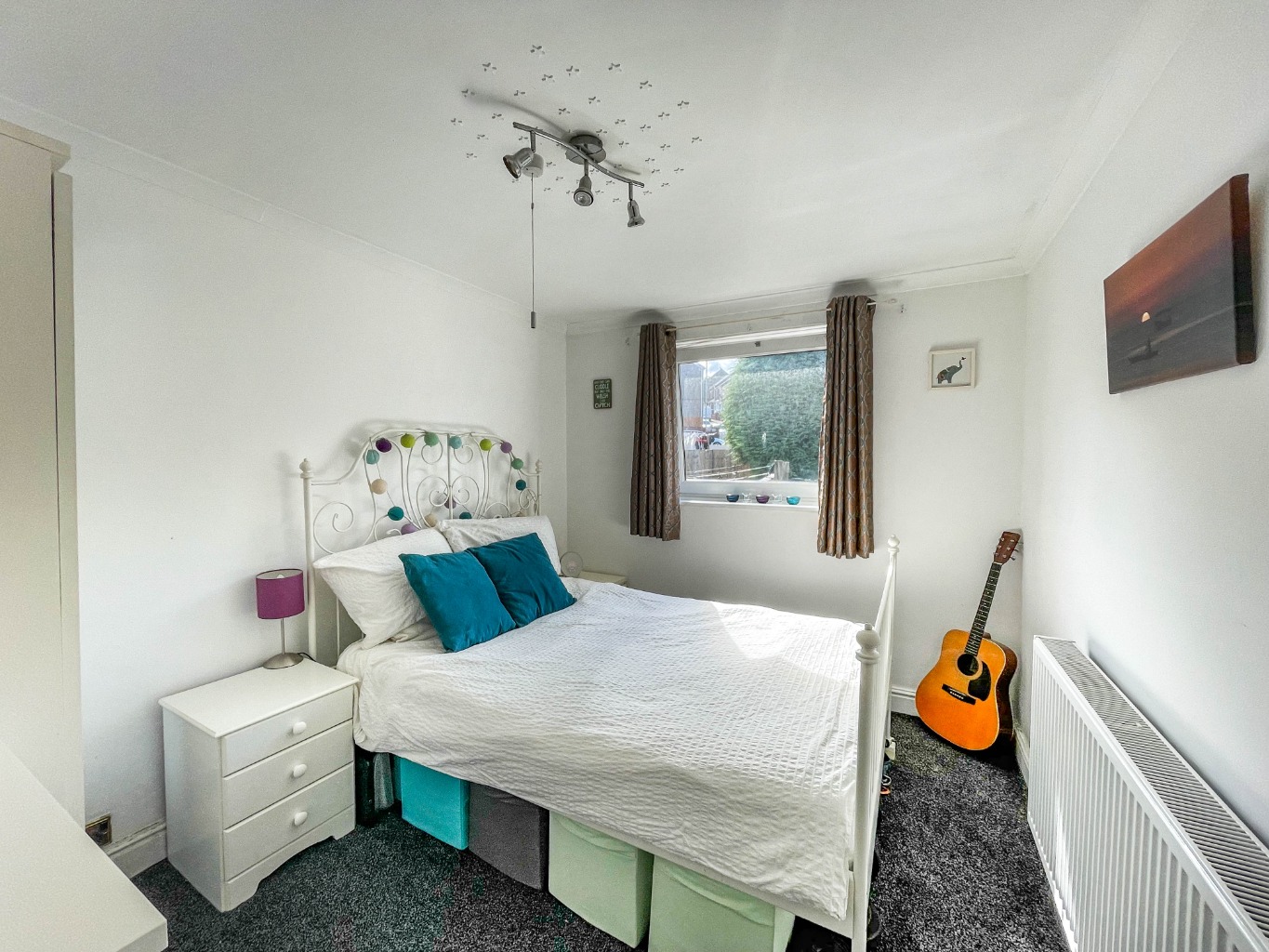 Vicarage Road, Morriston, Swansea, West Glamorgan, SA6 6DH