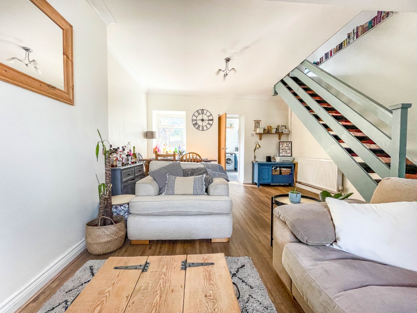 Vicarage Road, Morriston, Swansea, West Glamorgan, SA6 6DH