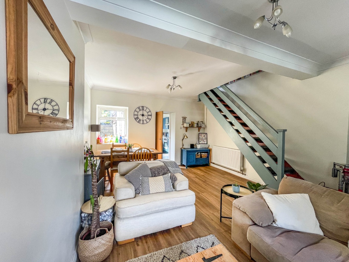 Vicarage Road, Morriston, Swansea, West Glamorgan, SA6 6DH