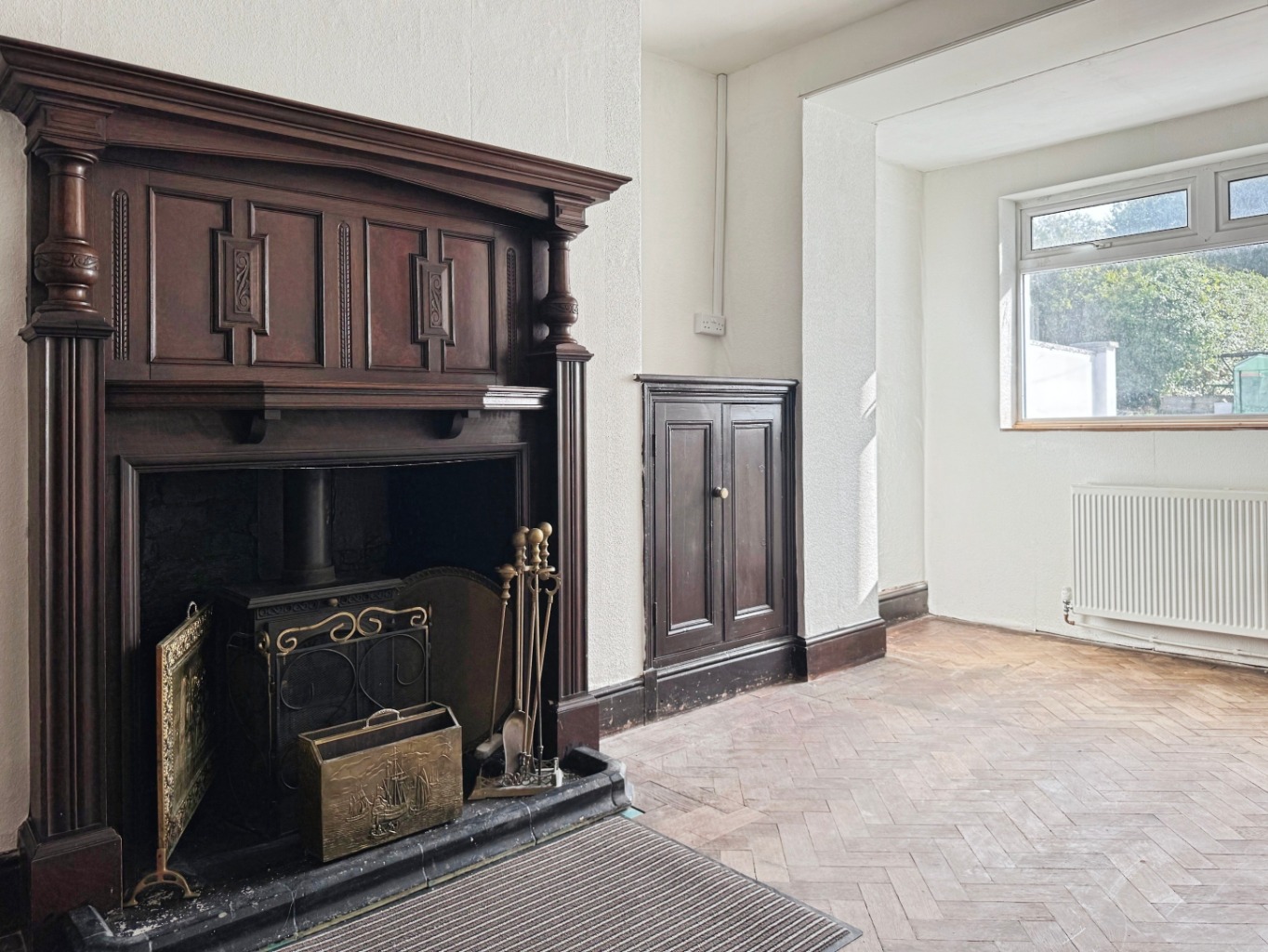 Bethesda Road, Tumble, Llanelli, Carmarthenshire, SA14 6LL