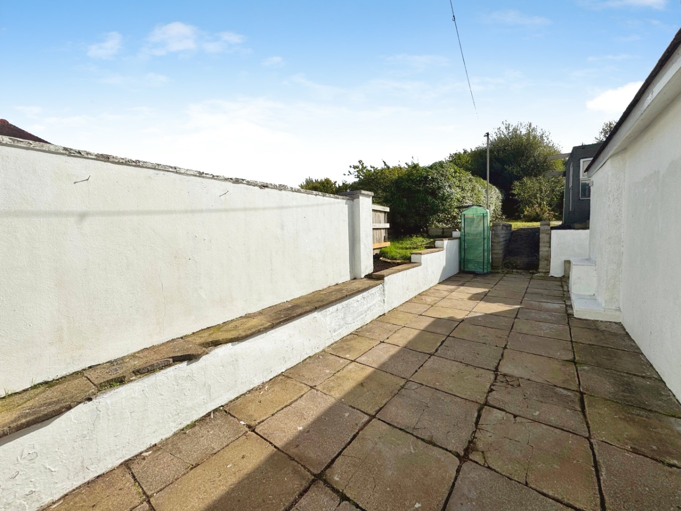 Bethesda Road, Tumble, Llanelli, Carmarthenshire, SA14 6LL
