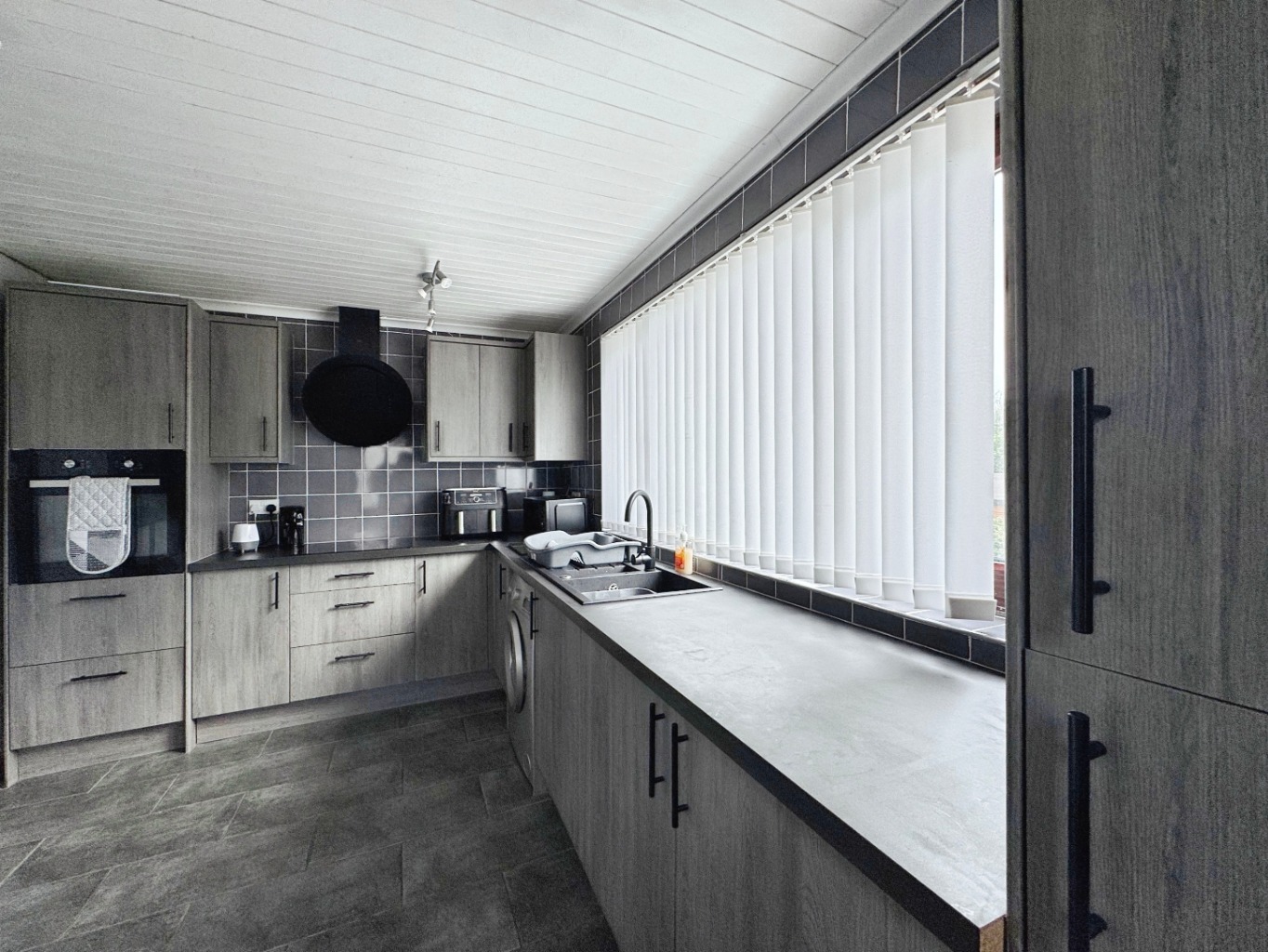 Heol Y Twyn, Pontlliw, Swansea, West Glamorgan, SA4 9EU