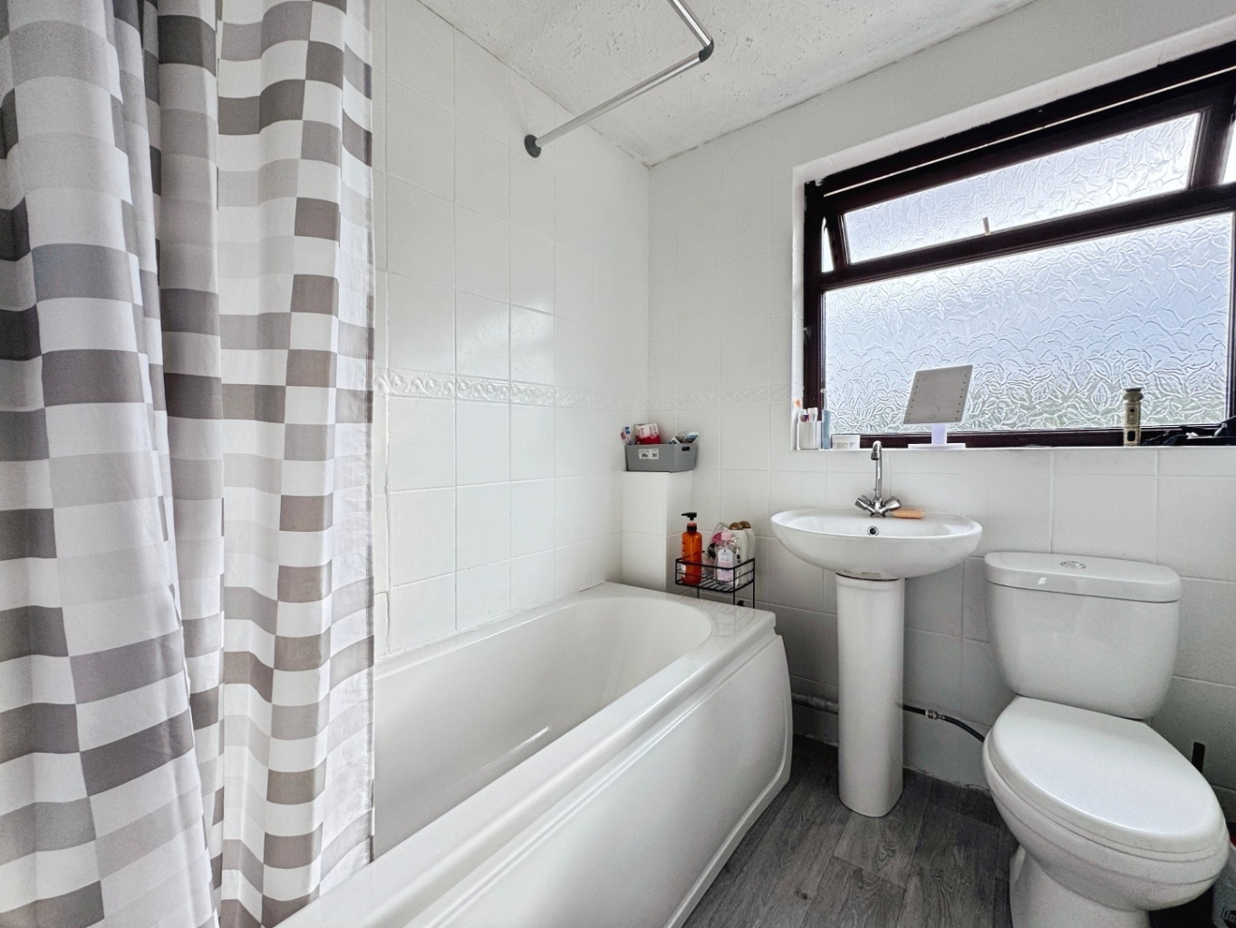 Heol Y Twyn, Pontlliw, Swansea, West Glamorgan, SA4 9EU