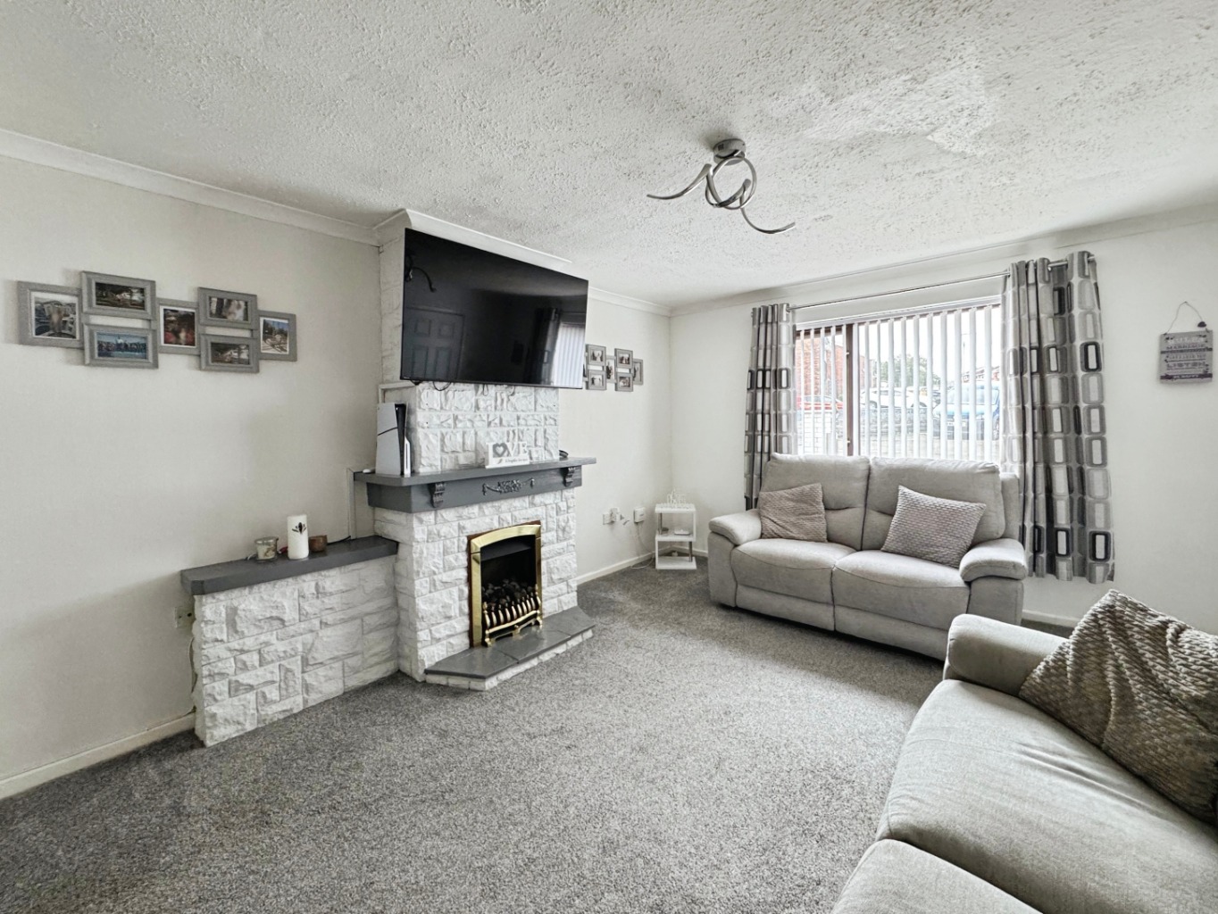 Heol Y Twyn, Pontlliw, Swansea, West Glamorgan, SA4 9EU