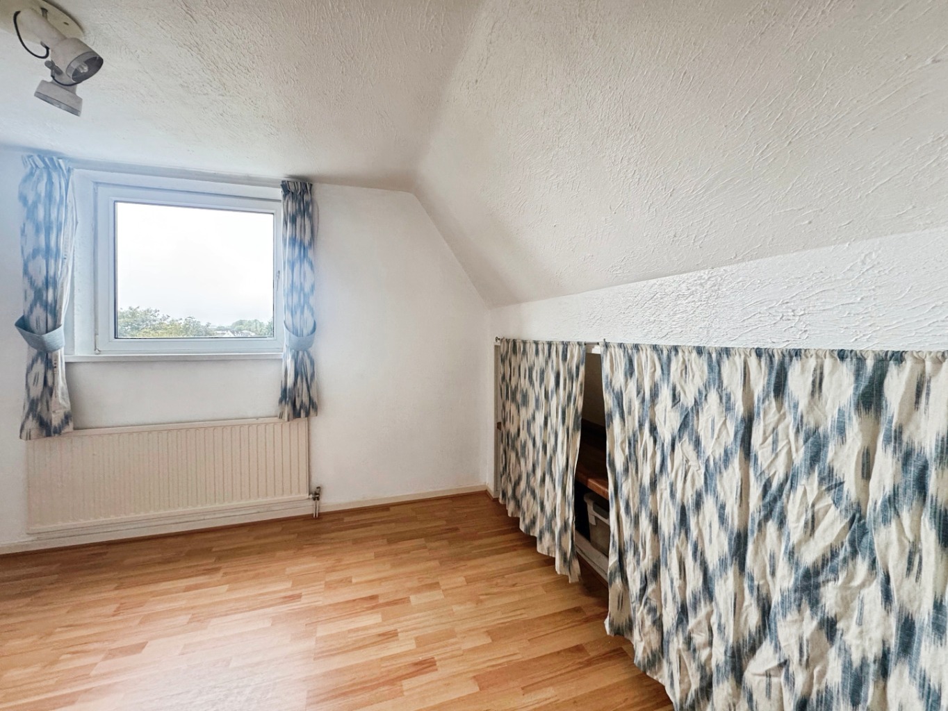 Yr Aran, Dunvant, Swansea, West Glamorgan, SA2 7PU