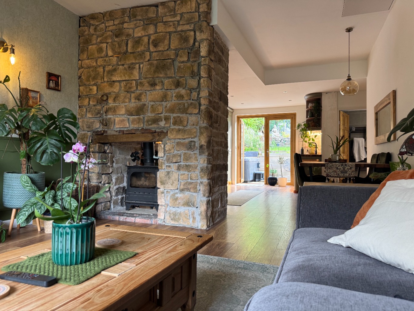 Longsight, Upper Mill, Pontarddulais, Swansea, West Glamorgan, SA4 8NQ