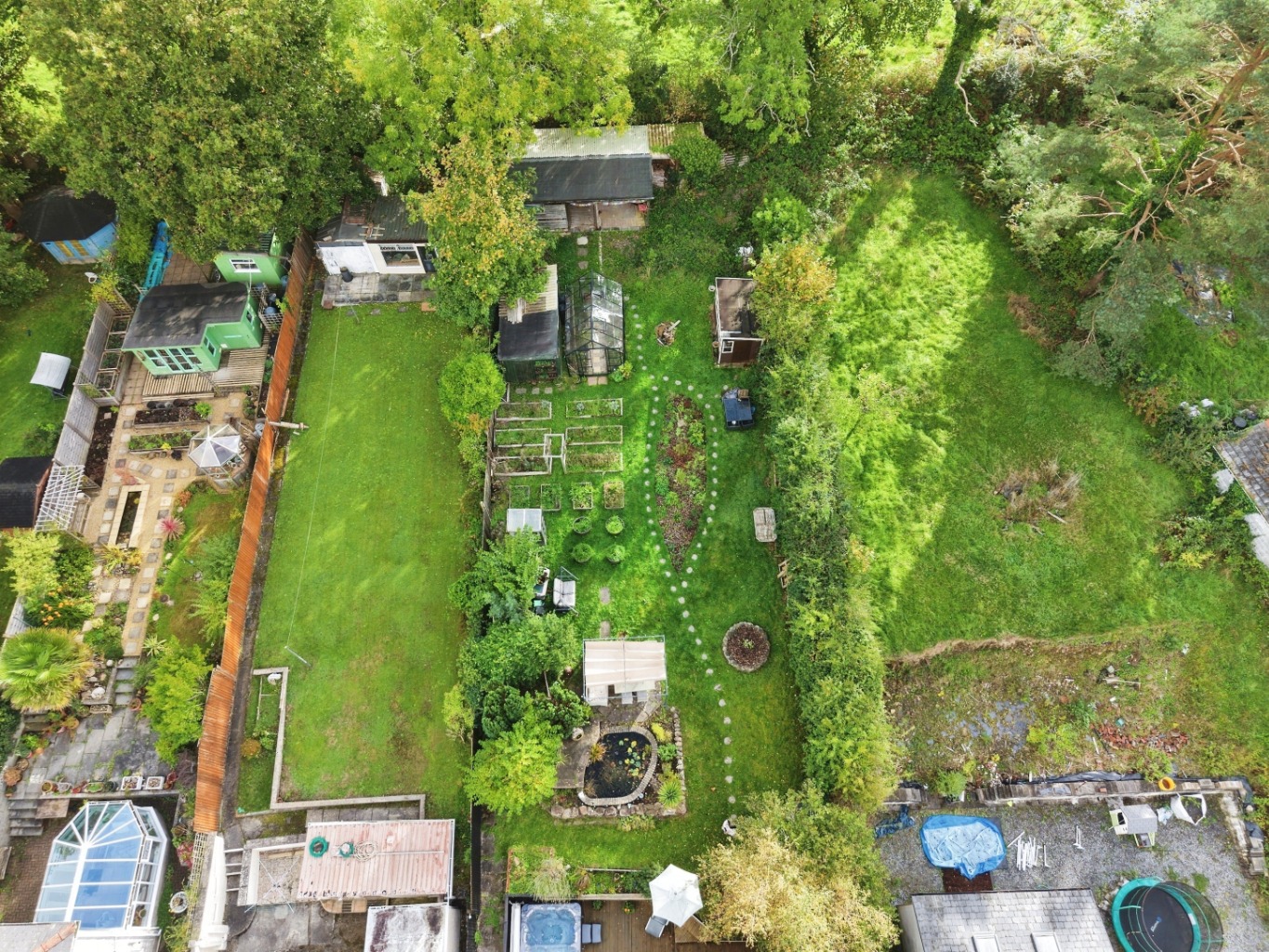 Longsight, Upper Mill, Pontarddulais, Swansea, West Glamorgan, SA4 8NQ