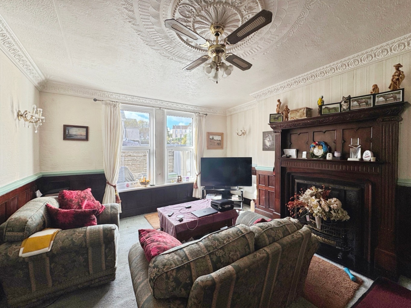 Afon Road, Llangennech, Llanelli, Carmarthenshire, SA14 8TS