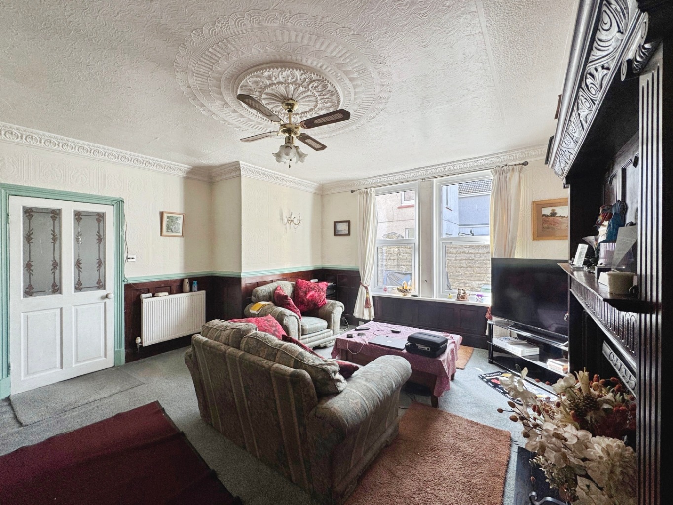Afon Road, Llangennech, Llanelli, Carmarthenshire, SA14 8TS