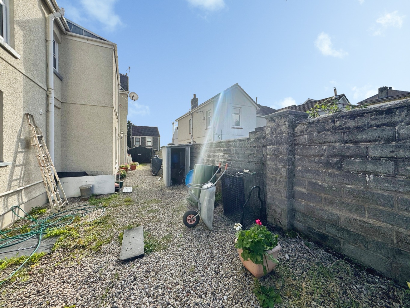Afon Road, Llangennech, Llanelli, Carmarthenshire, SA14 8TS