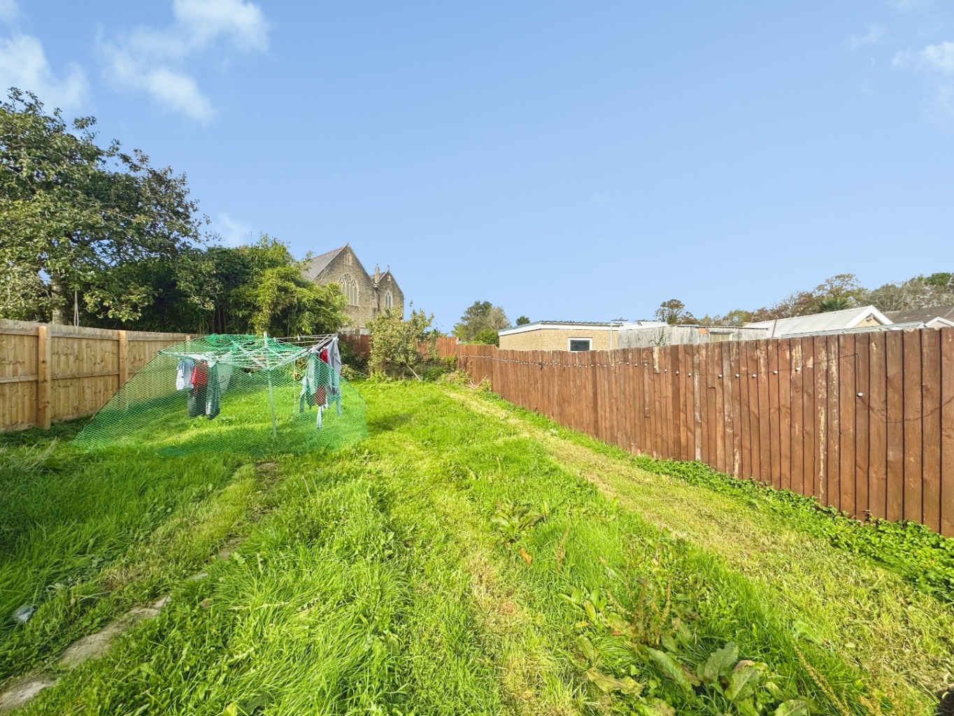 Afon Road, Llangennech, Llanelli, Carmarthenshire, SA14 8TS