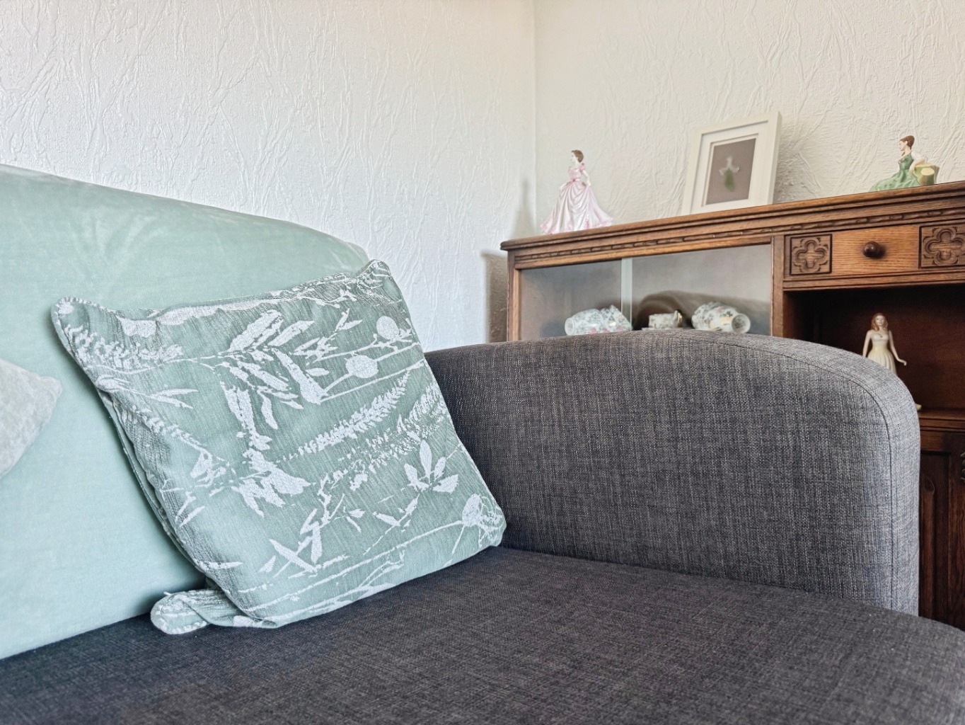 Beech Crescent, Gorseinon, Swansea, West Glamorgan, SA4 4YR