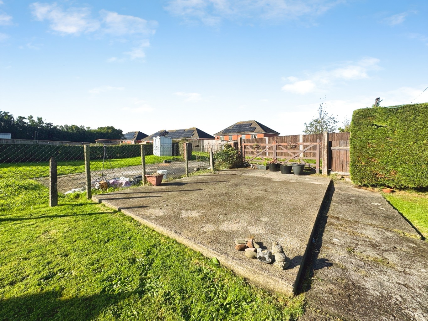 Beech Crescent, Gorseinon, Swansea, West Glamorgan, SA4 4YR