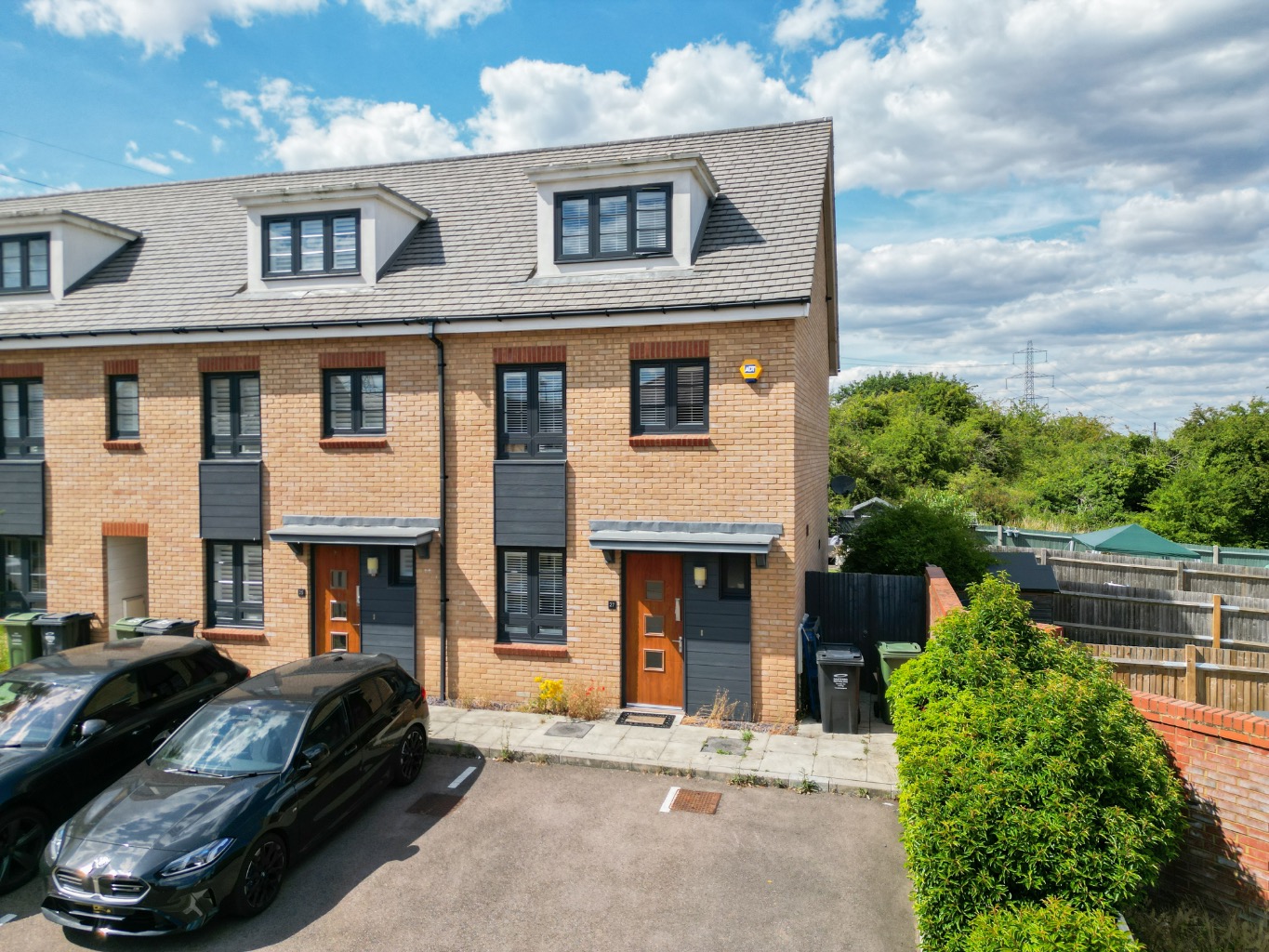 Three Bedroom End of Terrace Family Home
