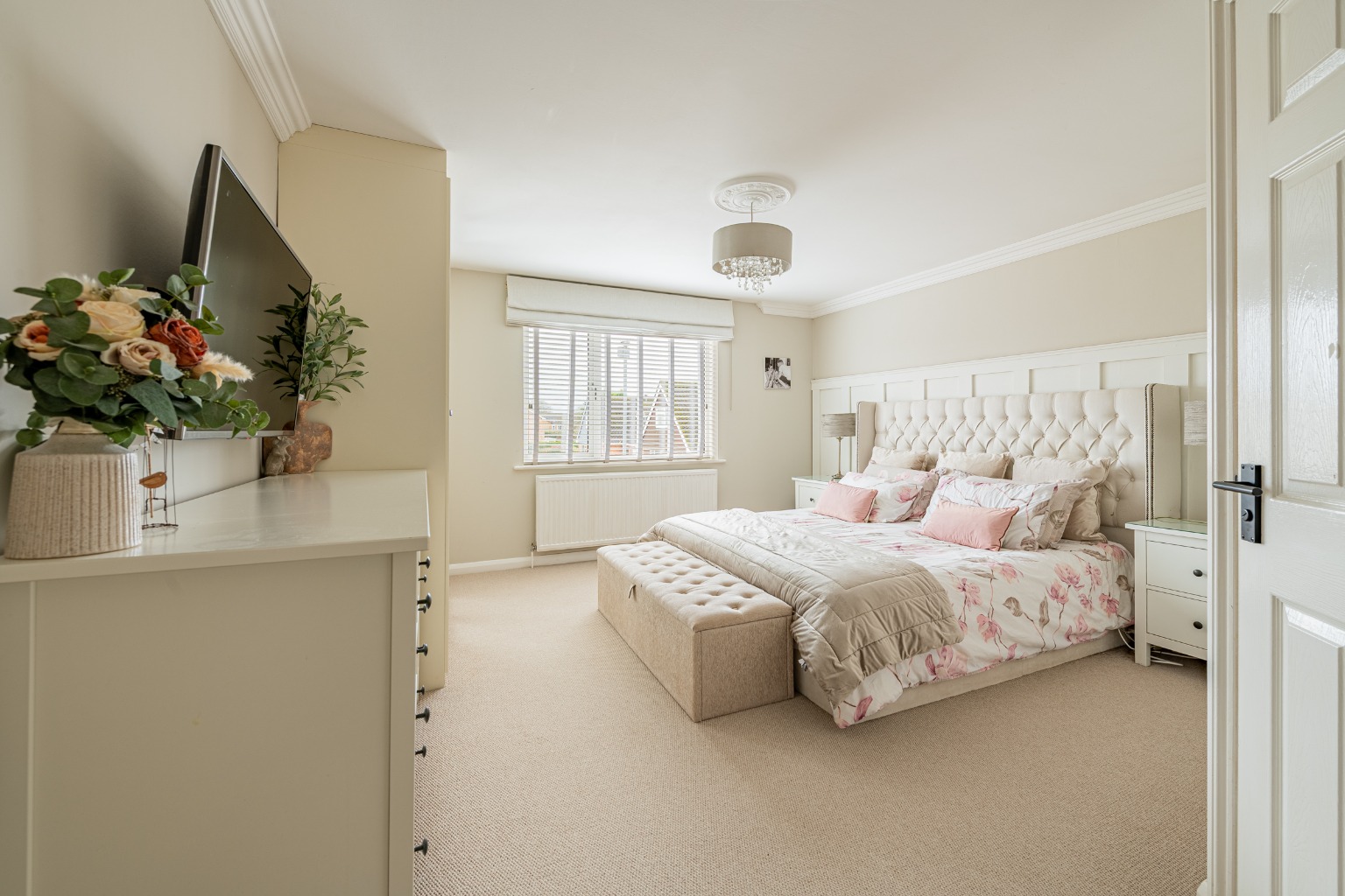 Four Bedroom Detached Family Home With Ensuite Office Utility Conservatory Garage And Field Views Property image 12