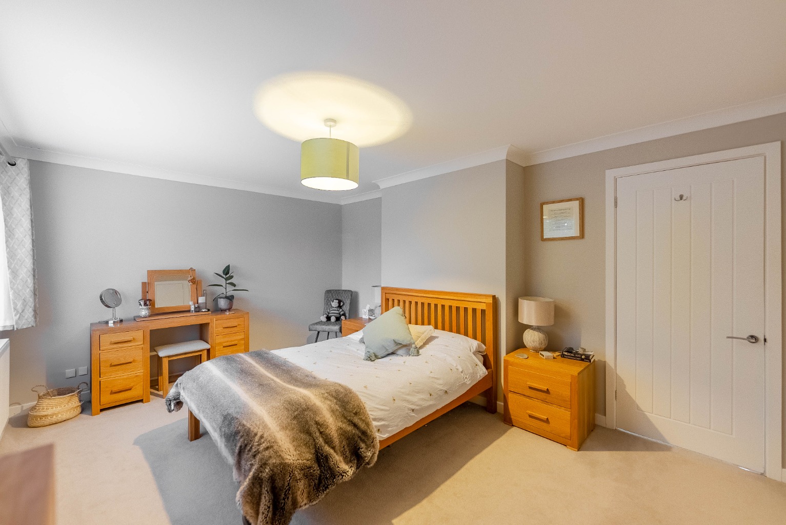 Stunning Four Double Bedroom Extended Home in Little Paxton with Open Plan Living Property image 8