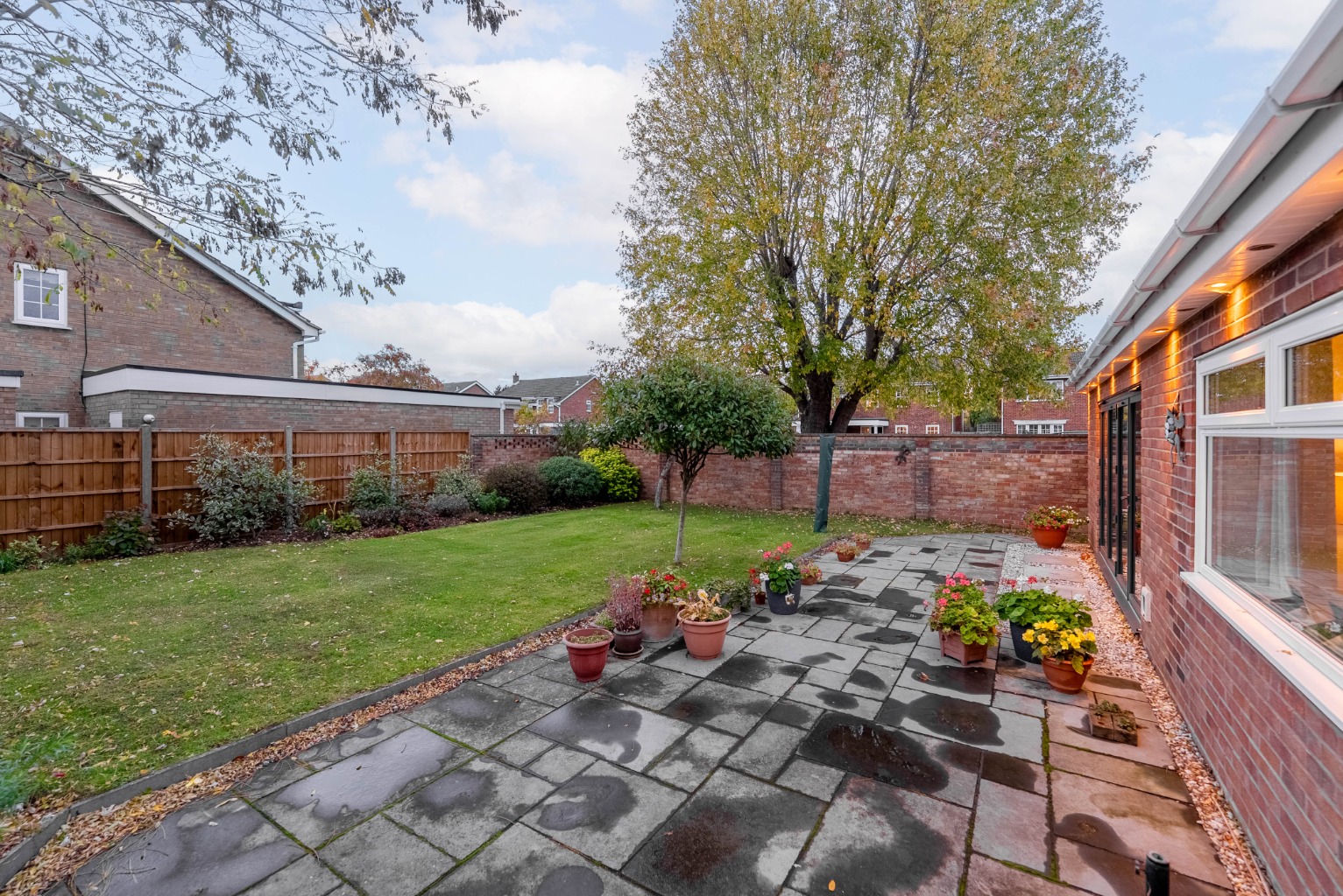 Stunning Four Double Bedroom Extended Home in Little Paxton with Open Plan Living Property image 13