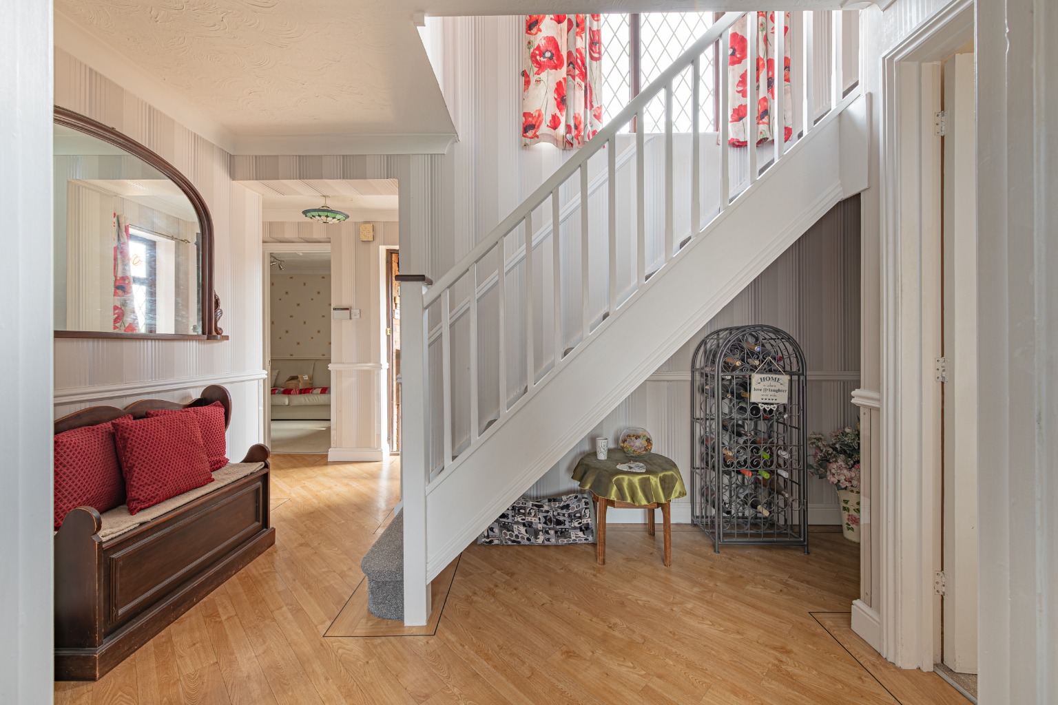 4 Bedroom detached house for sale Property image 8