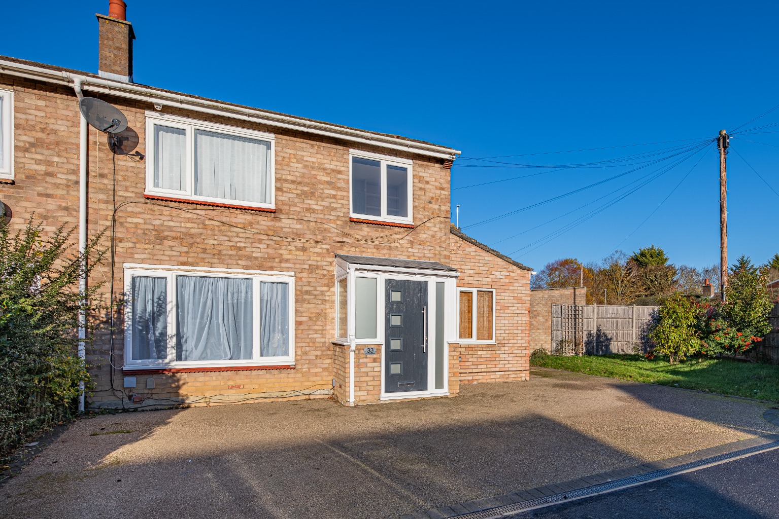 Extended Four Bedroom End-Terrace Home with Ample Parking in St. Neots
