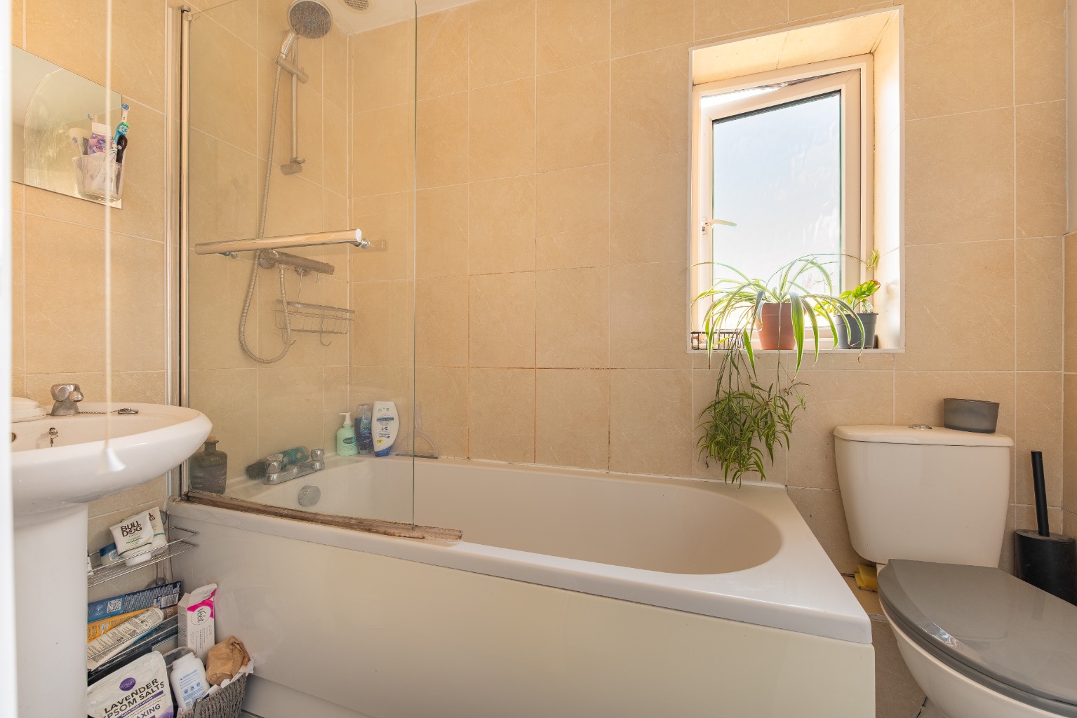 STYLISH TWO-BED CLUSTER HOME IN EATON SOCON WITH REFITTED KITCHEN, PARKING AND NO FORWARD CHAIN Property image 12