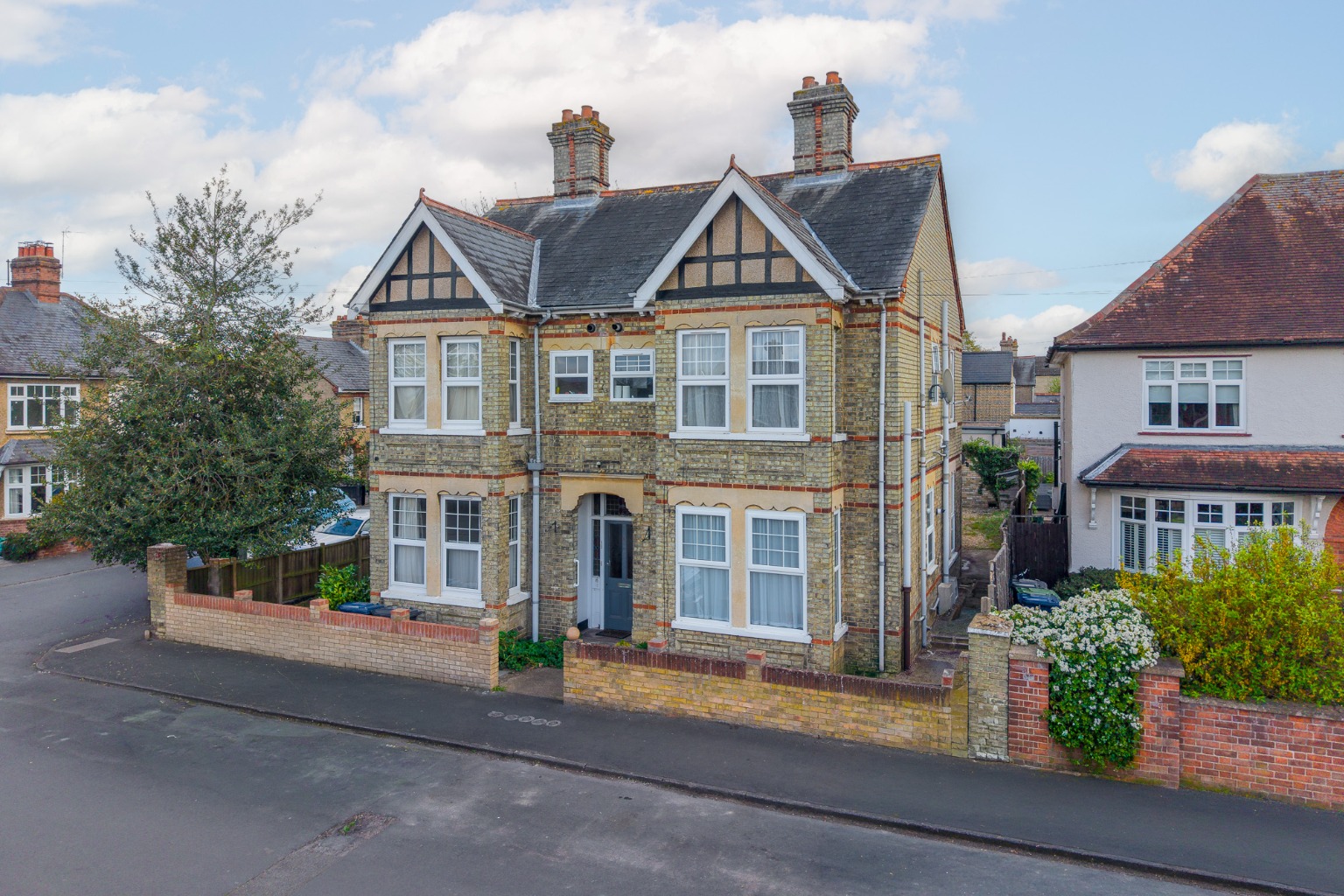 Spacious One Bedroom Ground Floor Flat with Parking, Long Lease & Prime St Neots Location