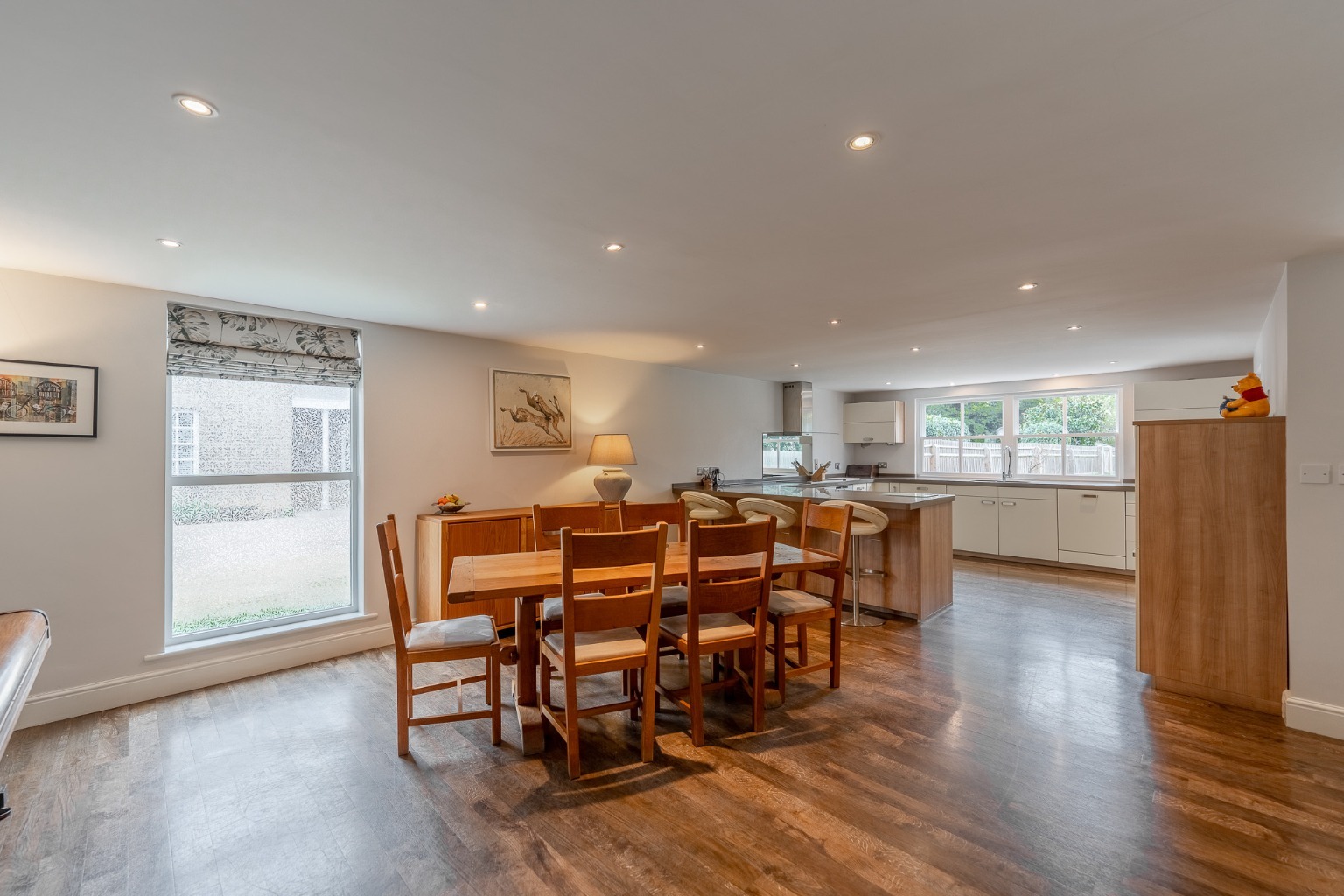 Exceptional 5 Bedroom Family Home in St. Ives with Stunning Extension Property image 7
