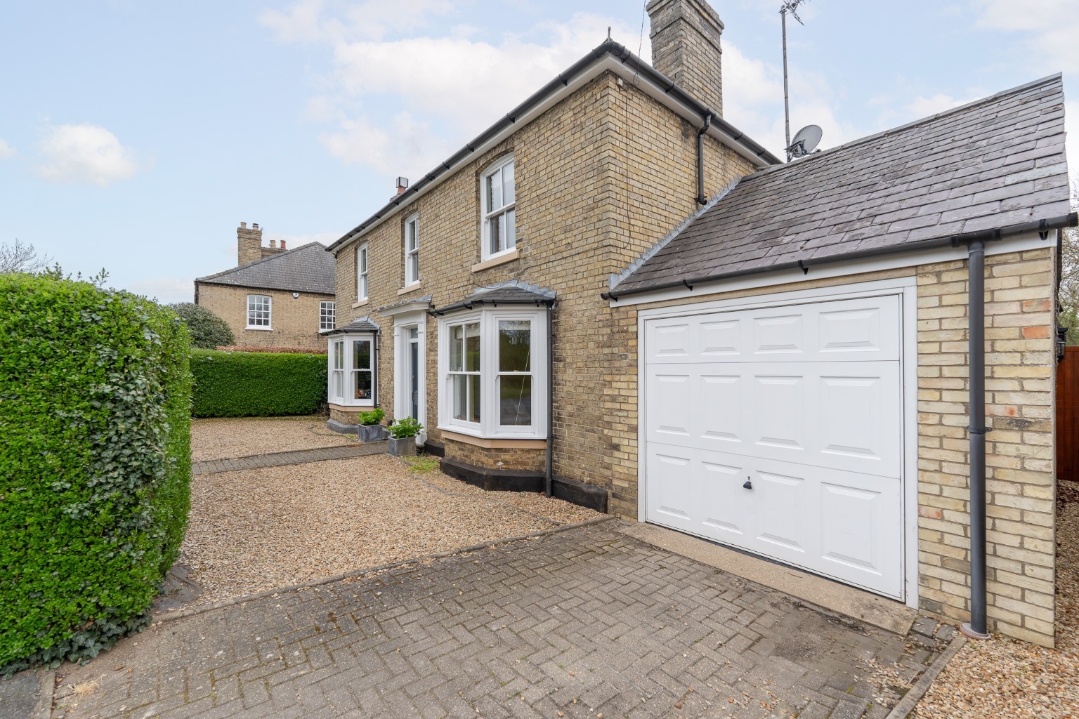 Exceptional 5 Bedroom Family Home in St. Ives with Stunning Extension Property image 29