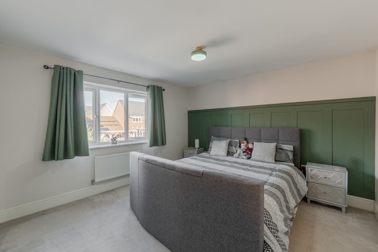 Detached Four Bedroom Family Home in St. Neots Property image 10