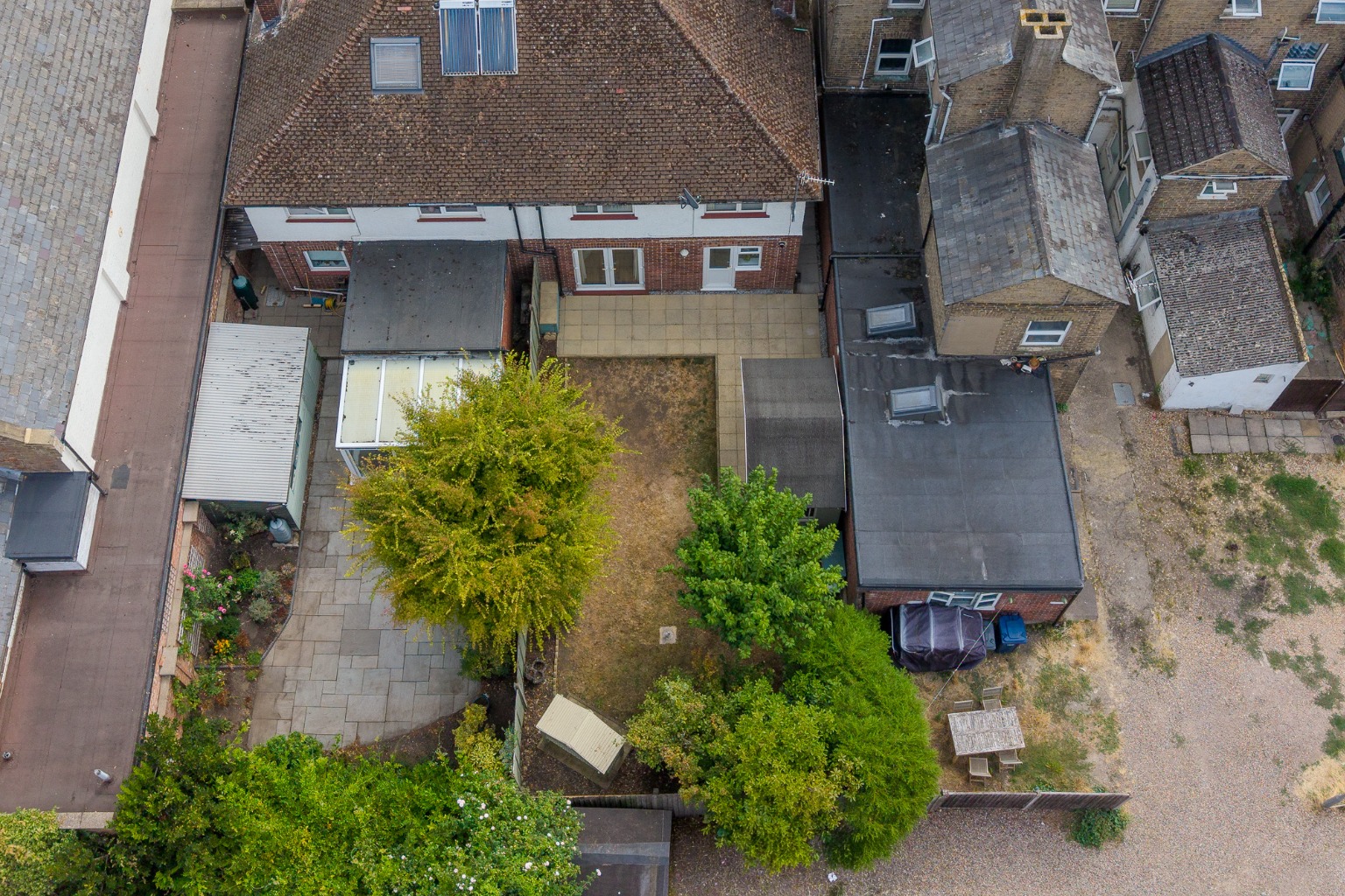 Three bedroom semi detached house located in St Neots! Property image 21