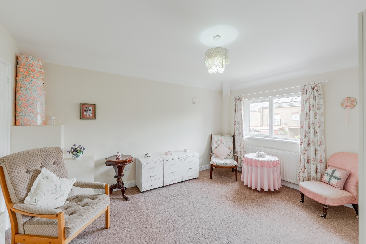 Three bedroom semi detached house located in St Neots! Property image 13