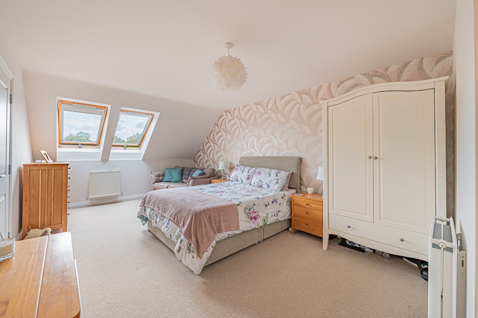 Well presented & spacious town house in Papworth Everard Property image 16