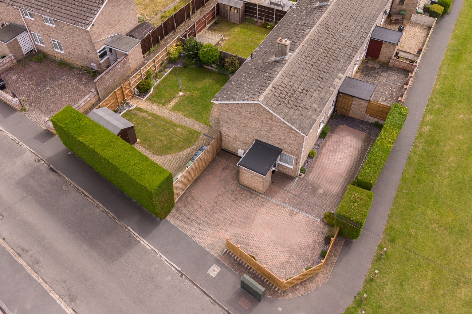 A three bedroom family home occupying a desirable corner plot. Property image 26