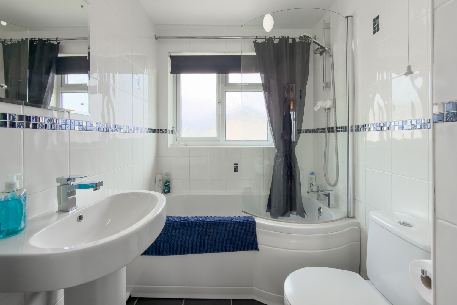 A three bedroom family home occupying a desirable corner plot. Property image 20