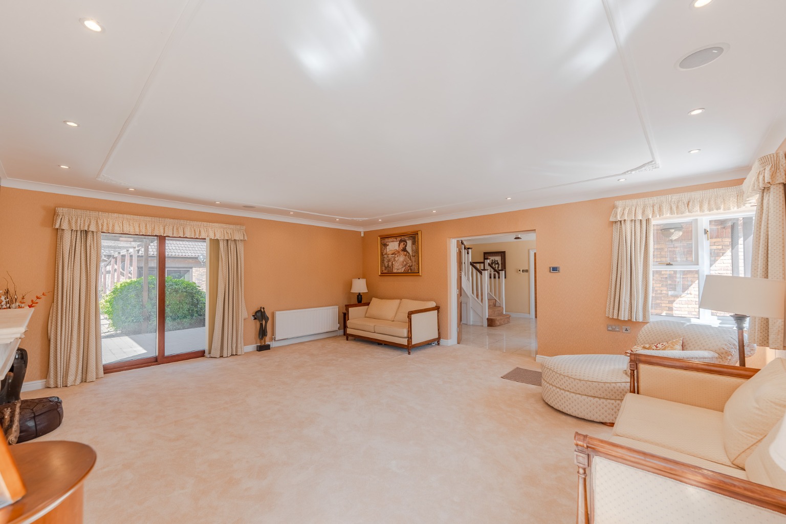Saviles Close, a substantial family home in one of St Neots’ most exclusive private roads. Property image 9