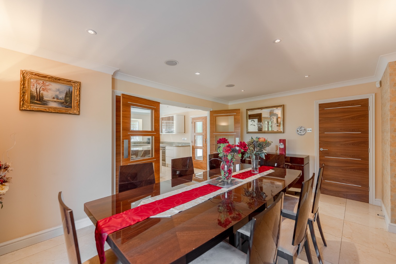 Saviles Close, a substantial family home in one of St Neots’ most exclusive private roads. Property image 7