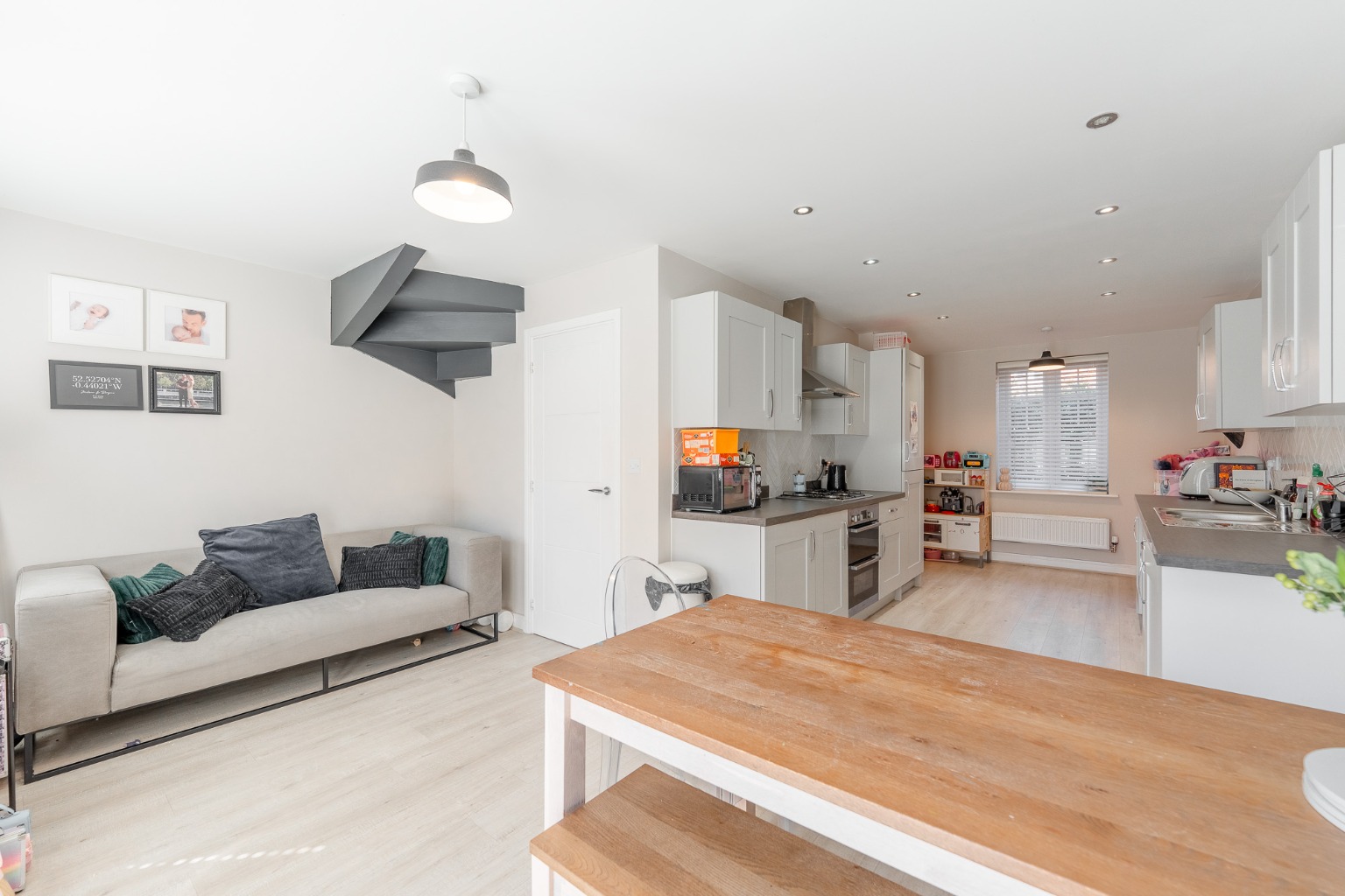 Spacious Four Bedroom Home in Sought-After Brampton Park, Huntingdon Property image 2