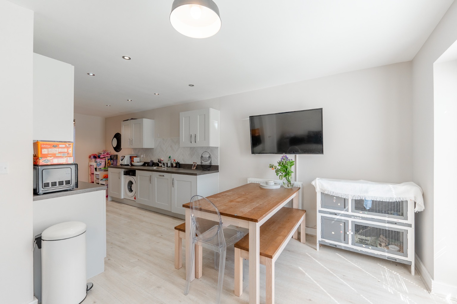 Spacious Four Bedroom Home in Sought-After Brampton Park, Huntingdon Property image 3