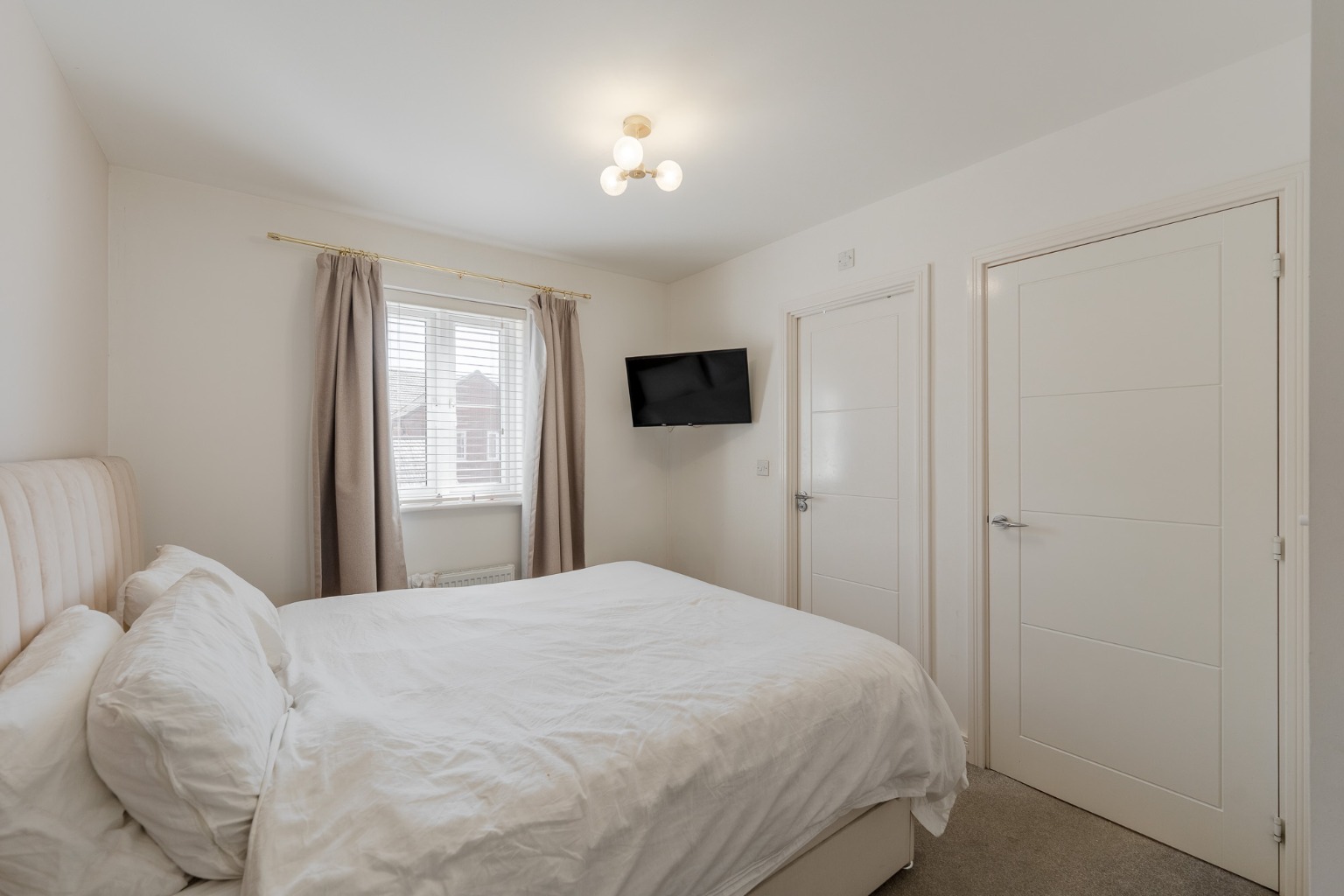 Spacious Four Bedroom Home in Sought-After Brampton Park, Huntingdon Property image 8
