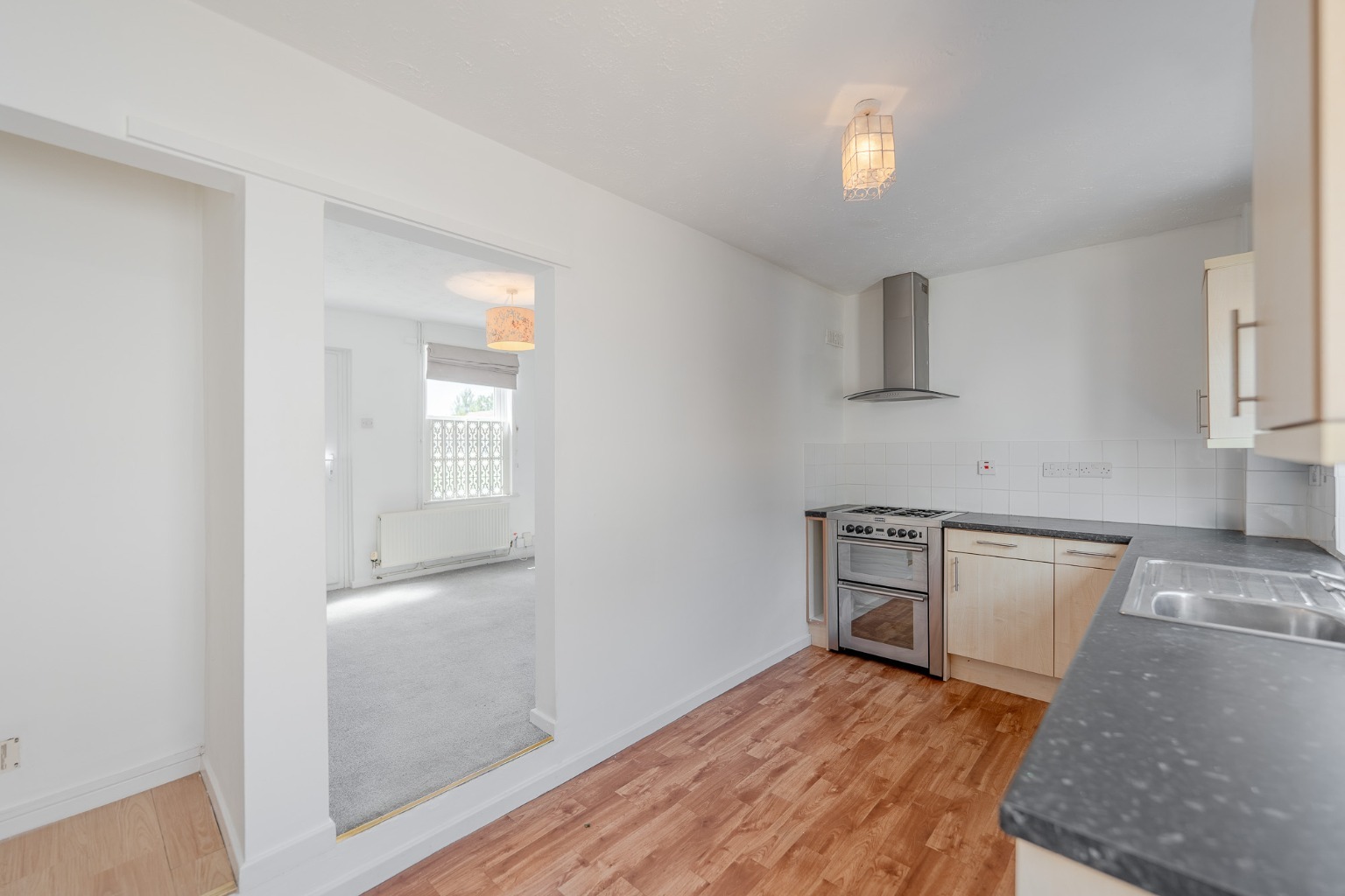 *** Guide Price £190,000 - £210,000 *** Charming 2 Bed Town Centre Cottage with Parking, St. Ives Property image 5